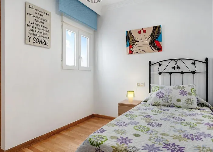 Sol - Solo Familias * Conil De La Frontera